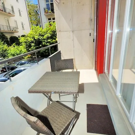 Stylish 2br Near - Flower 3 Apartment *