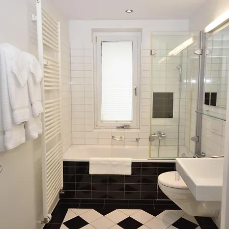 Apartment Stylish 2br Near - Flower 3 Zurich